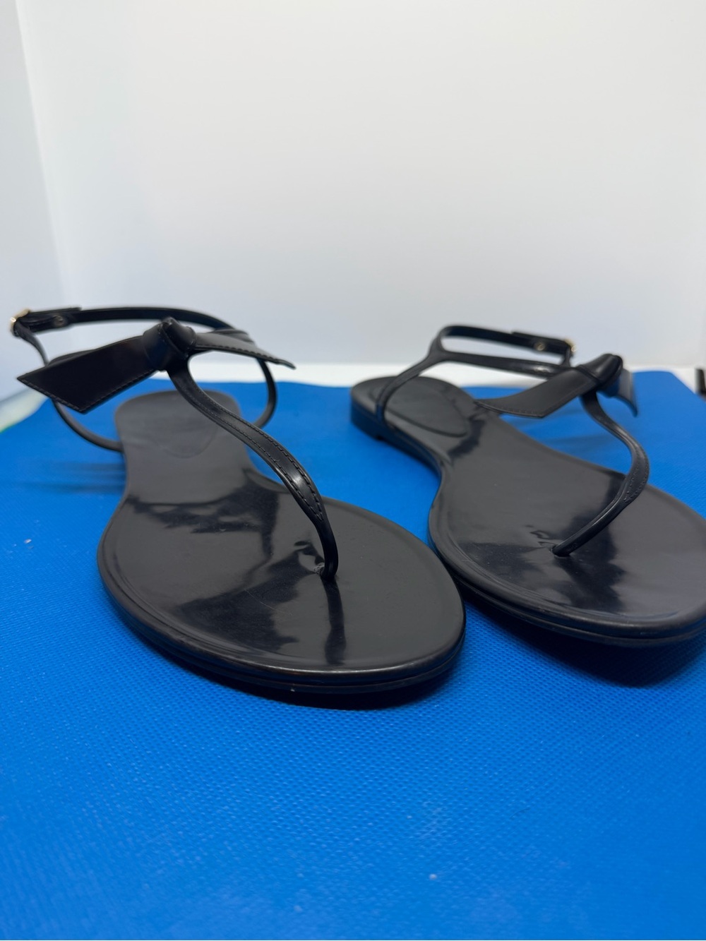 Alexandre Birman Black Bow Toe-Post Sandals